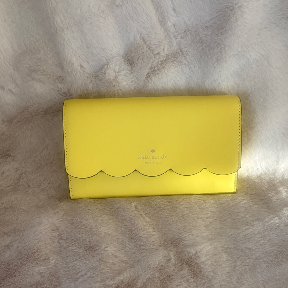 Kate Spade Sunny Yellow Gemma Scalloped Wallet